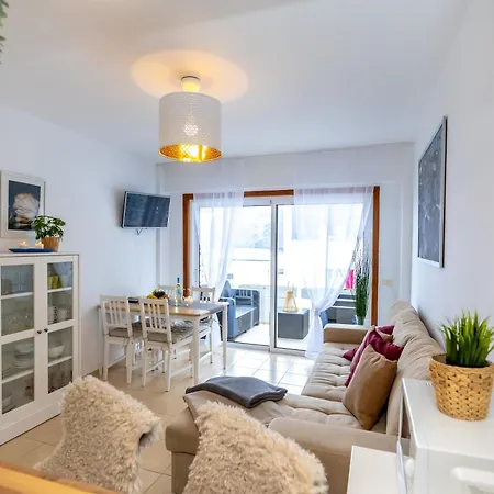 Beautiful View Appartement Los Gigantes アパート アカンティラド・デ・ロス・ヒガンテス